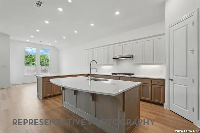 212 Post Oak Castroville, TX 78009