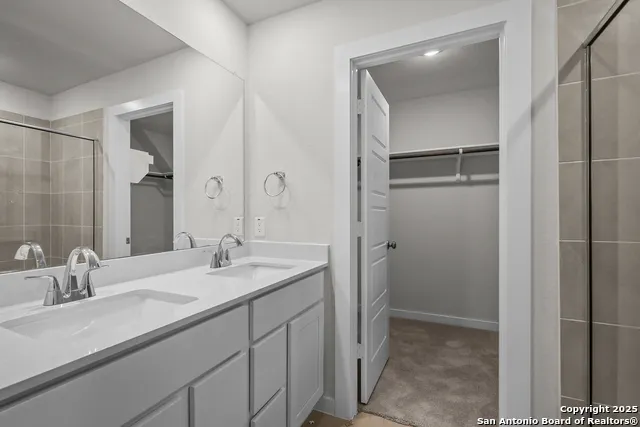 6575 Bufflehead Bend Leon Valley, TX 78240