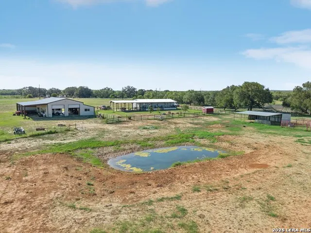 9009 Farm to Market 462 S. Hondo, TX 78861