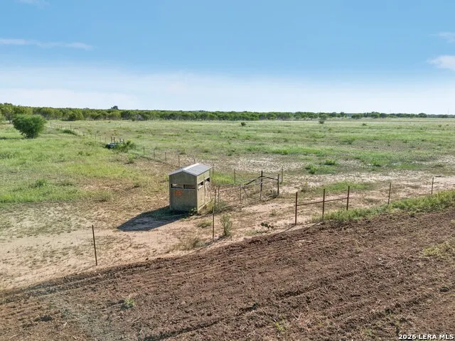 9009 Farm to Market 462 S. Hondo, TX 78861