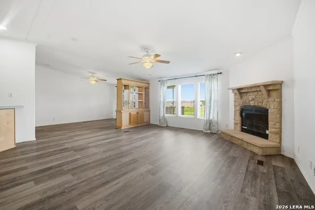 672 CUTTERS TRL Pipe Creek, TX 78063