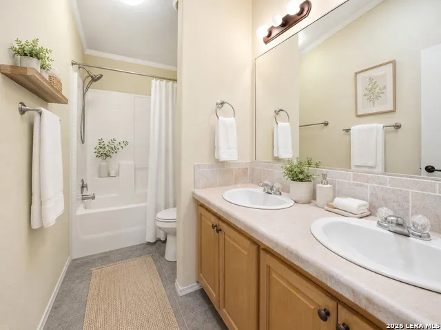 672 CUTTERS TRL Pipe Creek, TX 78063