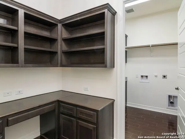 7222 BLUFF RUN San Antonio, TX 78257