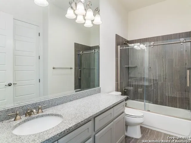 7222 BLUFF RUN San Antonio, TX 78257