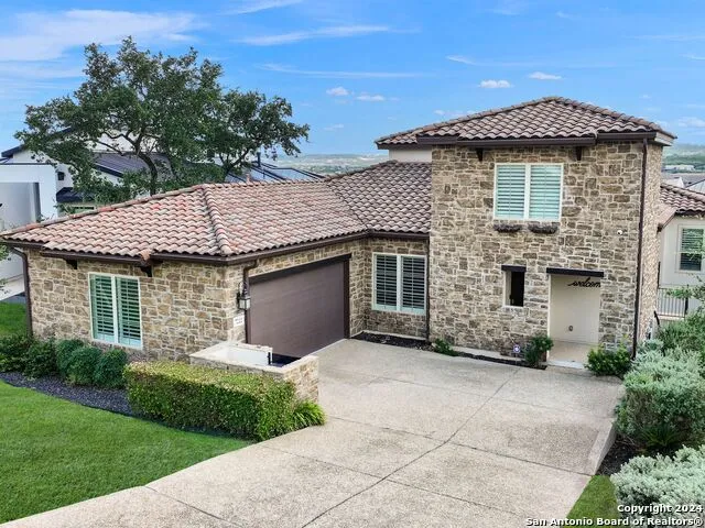 7222 BLUFF RUN San Antonio, TX 78257