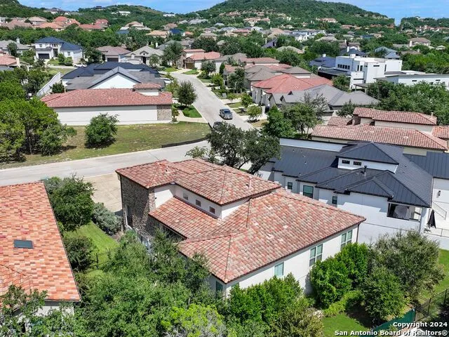 7222 BLUFF RUN San Antonio, TX 78257