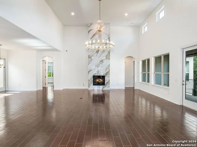 7222 BLUFF RUN San Antonio, TX 78257