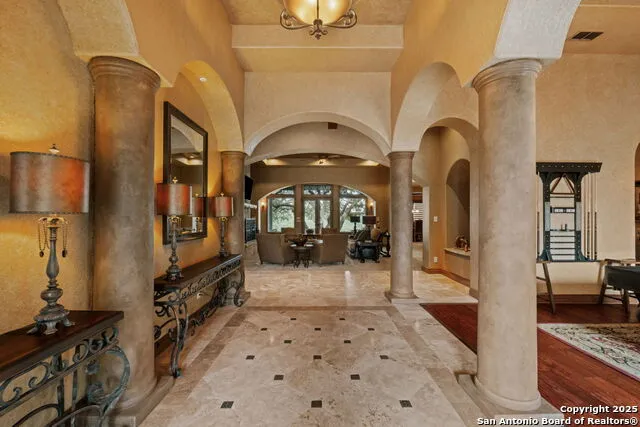 44 Oakland Hls Boerne, TX 78006