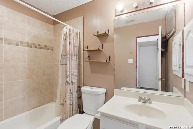 2952 WOOD CIRCLE San Antonio, TX 78251