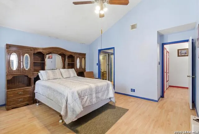 2952 WOOD CIRCLE San Antonio, TX 78251