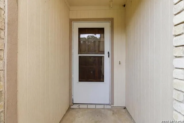 2952 WOOD CIRCLE San Antonio, TX 78251