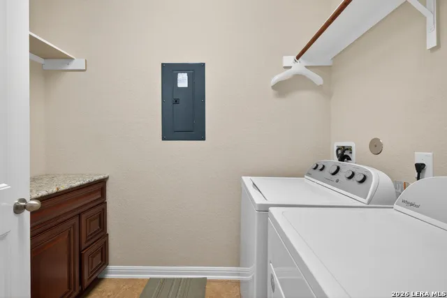232 Albarella Cibolo, TX 78108