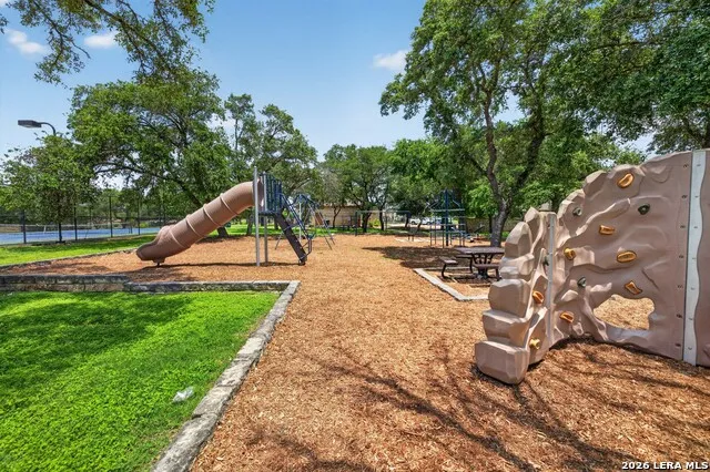 232 Albarella Cibolo, TX 78108