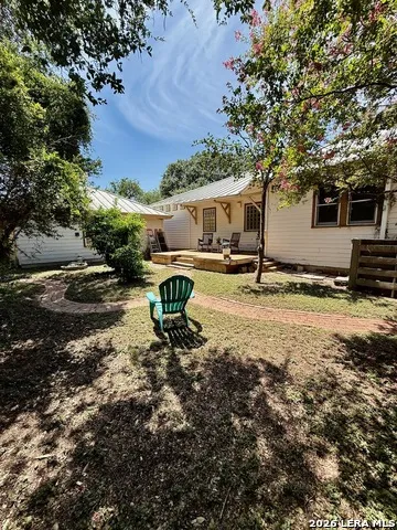 815 Getty Uvalde, TX 78801