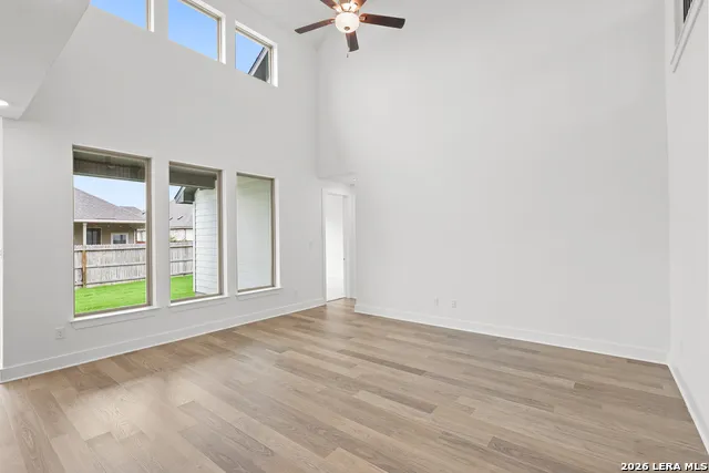 109 Mallorys Way Castroville, TX 78009