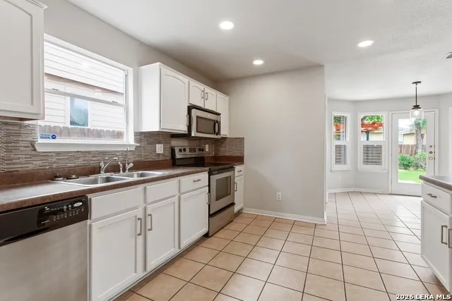 711 Chamomile San Antonio, TX 78245