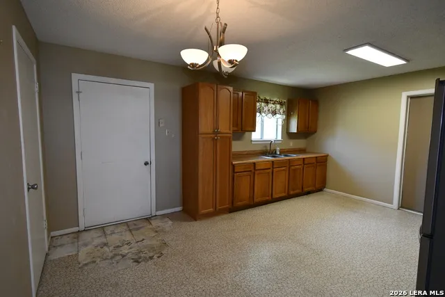 141 Turkey Dr Harper, TX 78631