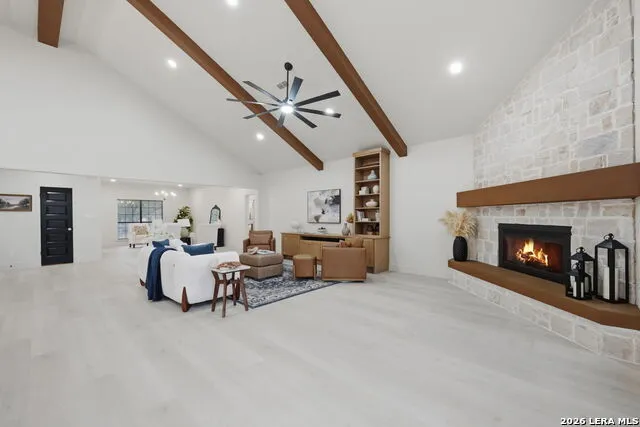 150 LAKE VIEW DR Boerne, TX 78006
