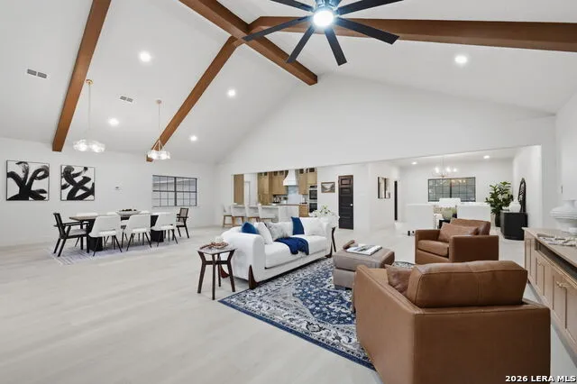 150 LAKE VIEW DR Boerne, TX 78006