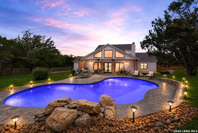 150 LAKE VIEW DR Boerne, TX 78006