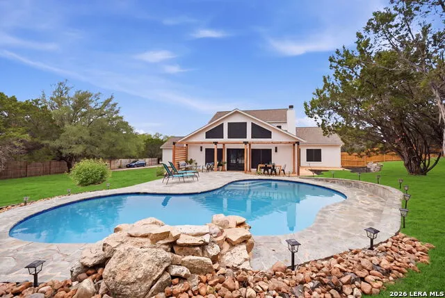 150 LAKE VIEW DR Boerne, TX 78006