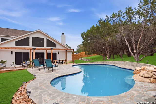 150 LAKE VIEW DR Boerne, TX 78006