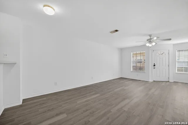 10 Bratton Dr San Antonio, TX 78245