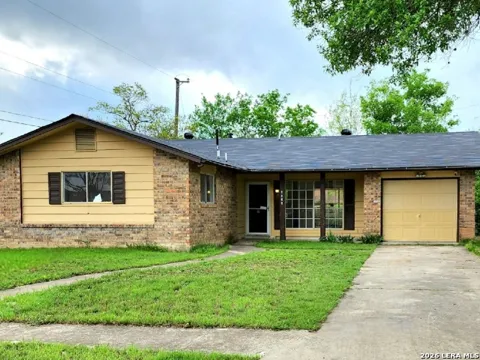 4426 Jamestown