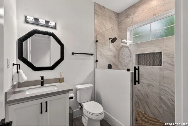 22 SAXBY GLN San Antonio, TX 78257