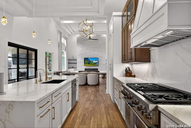 22 SAXBY GLN San Antonio, TX 78257