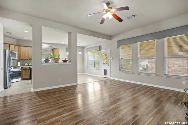 2847 Lakehills San Antonio, TX 78251