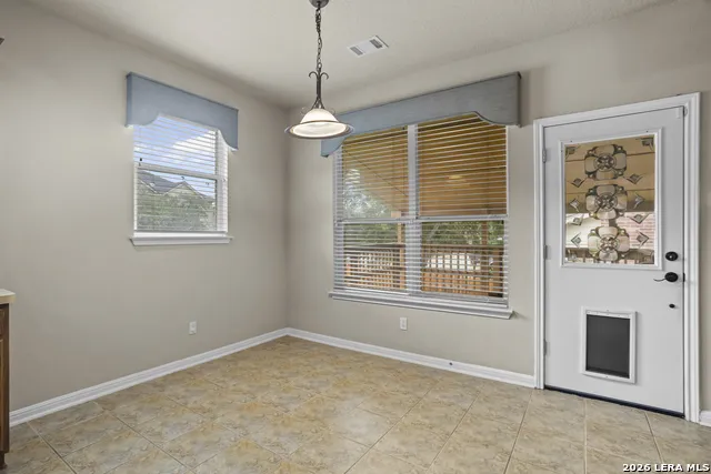 2847 Lakehills San Antonio, TX 78251