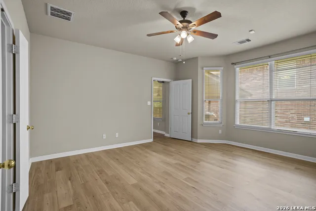 2847 Lakehills San Antonio, TX 78251