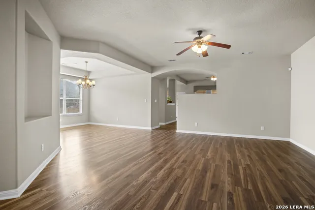 2847 Lakehills San Antonio, TX 78251