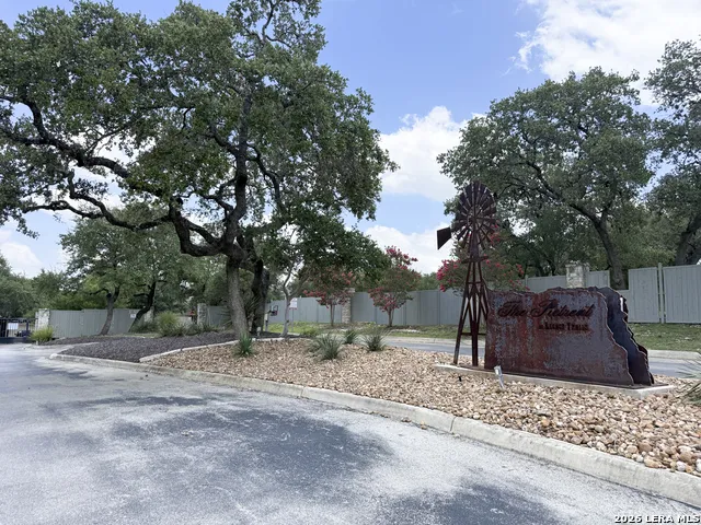 2847 Lakehills San Antonio, TX 78251