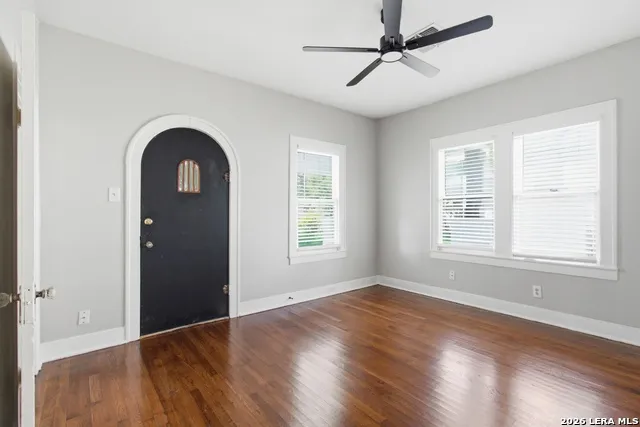 1130 Schley San Antonio, TX 78210