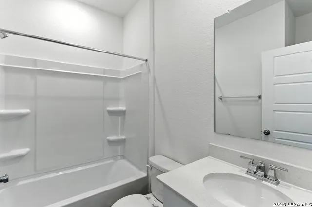 5017 Conch Shell San Antonio, TX 78245