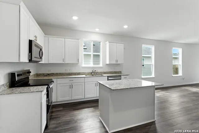 5017 Conch Shell San Antonio, TX 78245