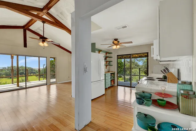 785 Park Shores Canyon Lake, TX 78133