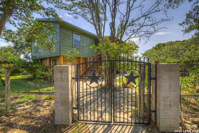 785 Park Shores Canyon Lake, TX 78133