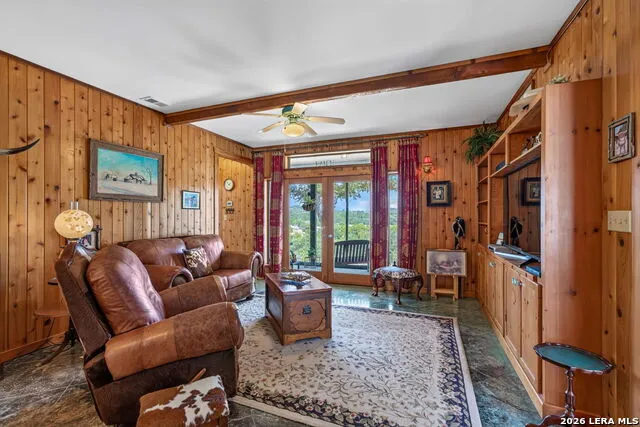 1348 LIVE OAK RDG Bandera, TX 78003