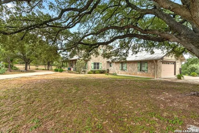 1348 LIVE OAK RDG Bandera, TX 78003