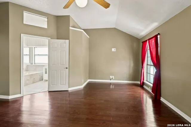 8814 Lost Woods San Antonio, TX 78240