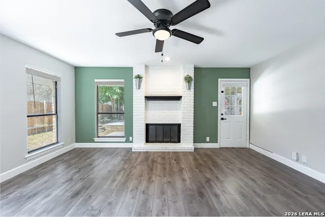 5934 SPRING VLY San Antonio, TX 78247