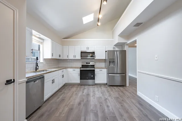 5934 SPRING VLY San Antonio, TX 78247