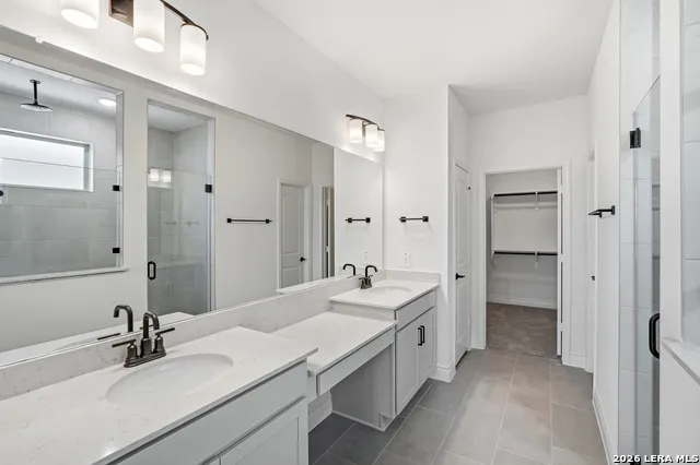 1226 BOVINA San Antonio, TX 78253
