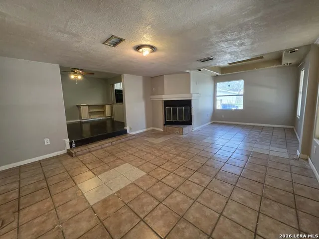 402 Chipinque San Antonio, TX 78237