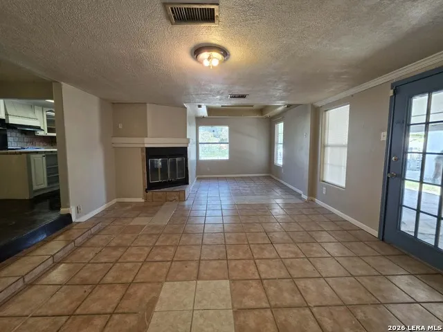 402 Chipinque San Antonio, TX 78237