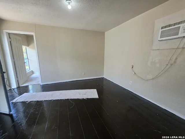 402 Chipinque San Antonio, TX 78237