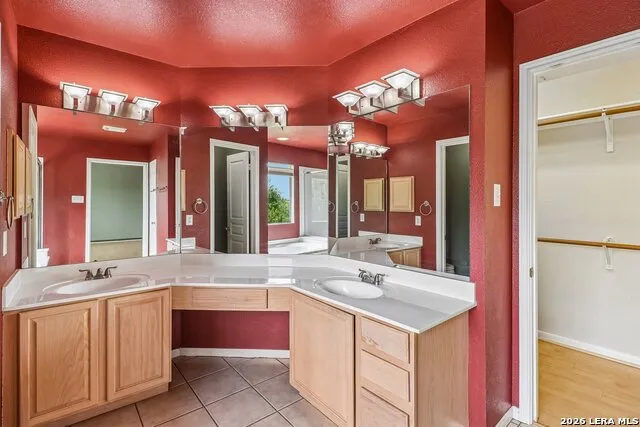 11238 JADE SPG San Antonio, TX 78249